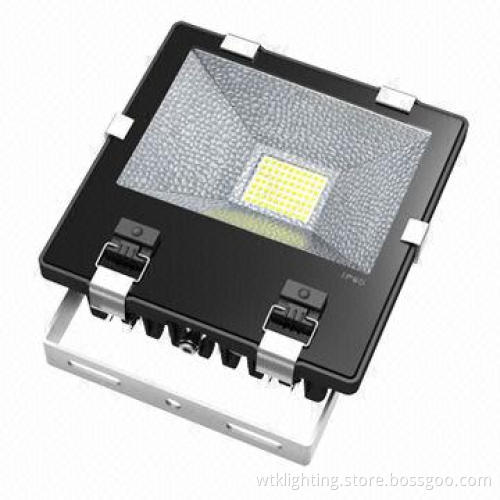 High-quality Good Heat-sink AC 100-240V 70W LED Floodlight